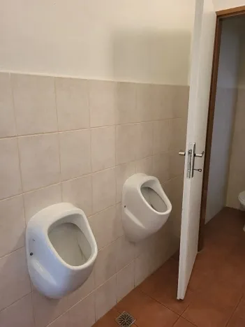 Pronájem skladu, Brno, Okružní, 148 m2