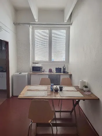 Pronájem skladu, Brno, Okružní, 148 m2