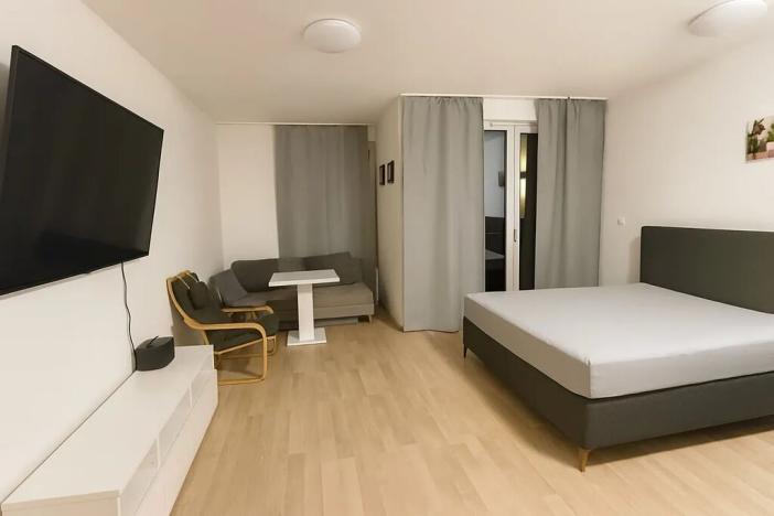 Pronájem bytu 1+kk, Praha - Žižkov, 39 m2