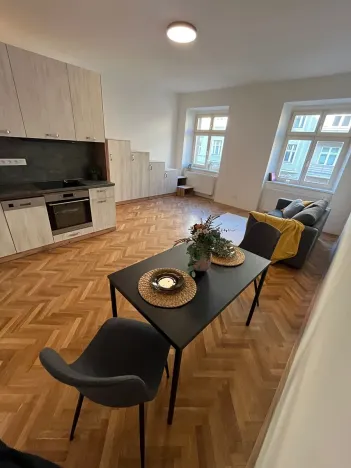 Pronájem bytu 1+kk, Praha - Nusle, Jaromírova, 25 m2