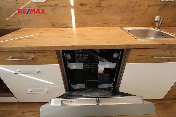 Pronájem bytu 3+1, Kladno, Kordačova, 80 m2