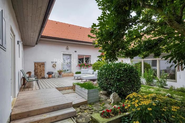 Prodej rodinného domu, Pavlov, 354 m2