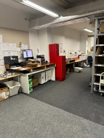 Pronájem skladu, Praha - Ruzyně, Drnovská, 3000 m2