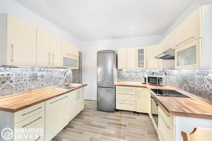 Prodej bytu 2+kk, Trutnov, náměstí Horníků, 56 m2