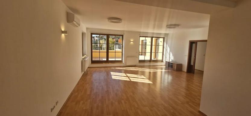 Pronájem bytu 4+kk, Luhačovice, Dr. Veselého, 170 m2