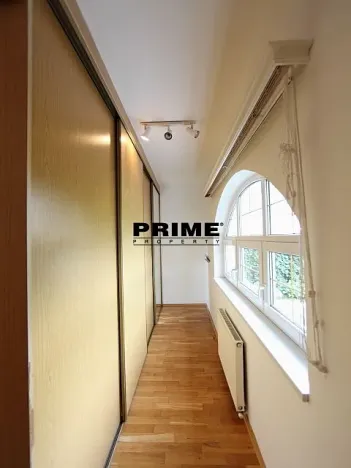 Pronájem rodinného domu, Praha - Nebušice, Ke strži, 360 m2
