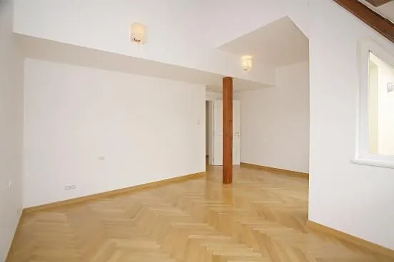 Pronájem bytu 5+1, Praha - Malá Strana, Újezd, 286 m2