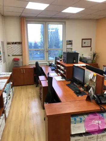 Pronájem kanceláře, Olomouc, Hybešova, 68 m2