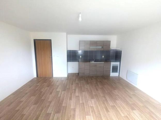 Pronájem bytu 1+kk, Varnsdorf, Nezvalova, 35 m2