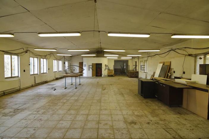 Pronájem skladu, Heřmaň, 400 m2