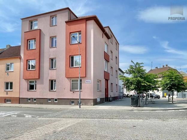 Prodej bytu 2+1, Brno, Charbulova, 65 m2