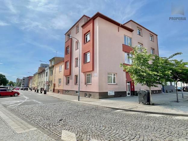 Prodej bytu 2+1, Brno, Charbulova, 65 m2