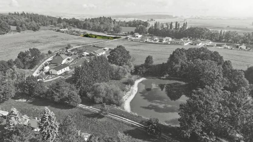 Prodej pozemku pro bydlení, Štěkeň, 970 m2