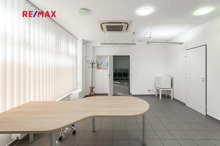 Pronájem ordinace, Praha - Nusle, Hradeckých, 62 m2