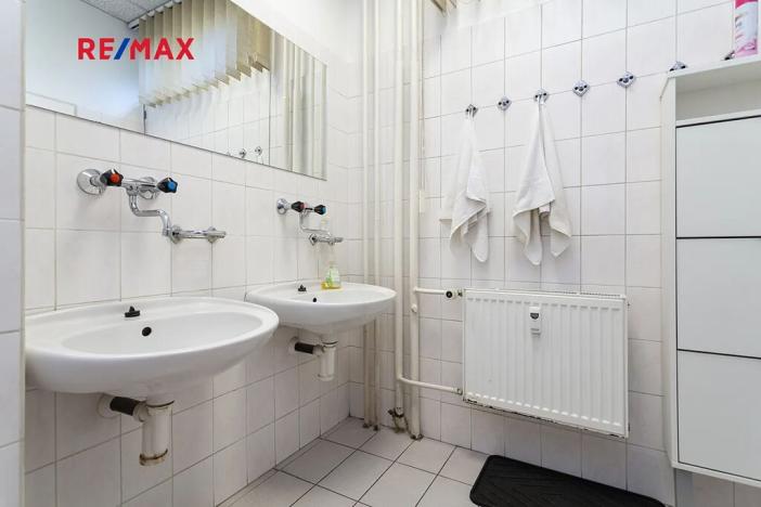 Pronájem ordinace, Praha - Nusle, Hradeckých, 62 m2