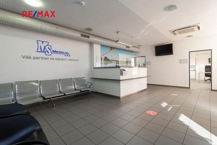Pronájem ordinace, Praha - Nusle, Hradeckých, 39 m2