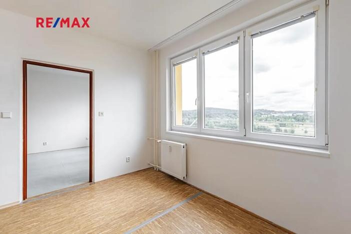 Pronájem bytu 1+1, Jindřichův Hradec, sídliště Vajgar, 43 m2