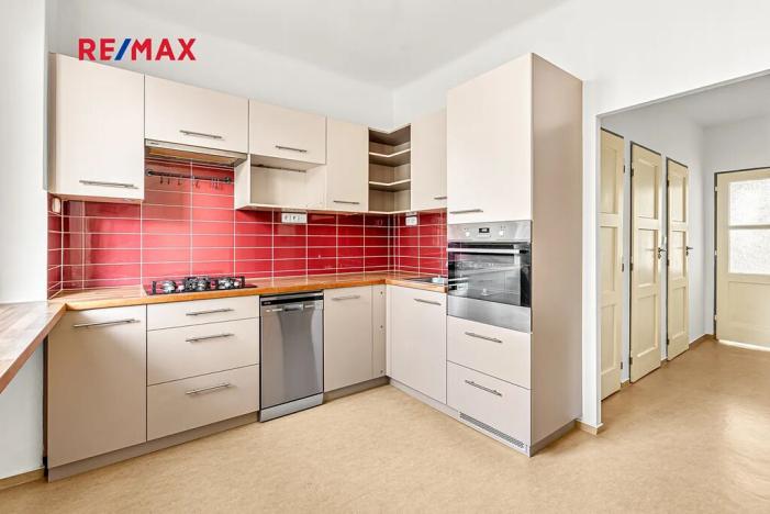 Pronájem bytu 2+1, Praha - Vršovice, Litevská, 60 m2