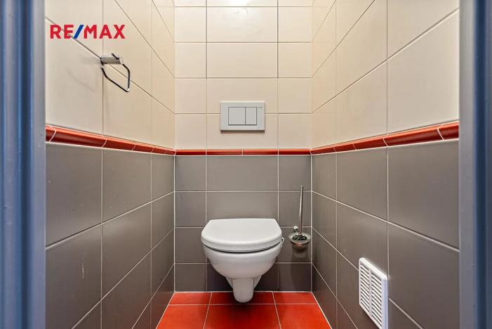 Pronájem bytu 2+1, Praha - Vršovice, Litevská, 60 m2