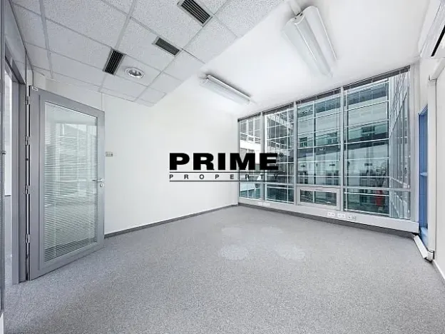 Pronájem kanceláře, Praha - Nové Město, Krakovská, 412 m2