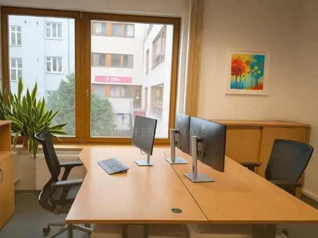 Pronájem kanceláře, Praha - Karlín, Křižíkova, 123 m2