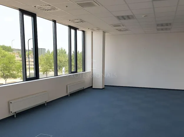 Pronájem kanceláře, Praha - Jinonice, Radlická, 85 m2