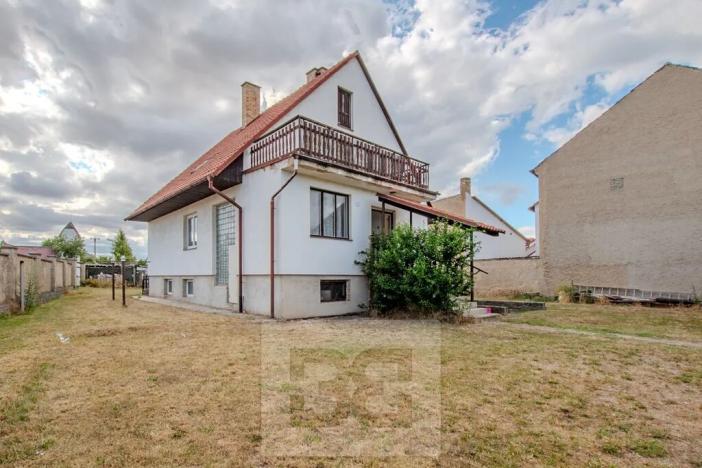Prodej rodinného domu, Hrobce, Hlavní, 238 m2