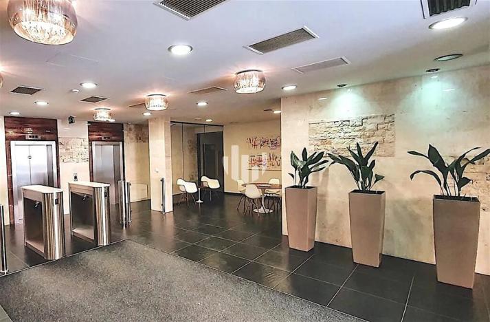 Pronájem kanceláře, Praha - Karlín, Thámova, 150 m2