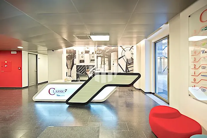 Pronájem kanceláře, Praha - Holešovice, Jankovcova, 237 m2