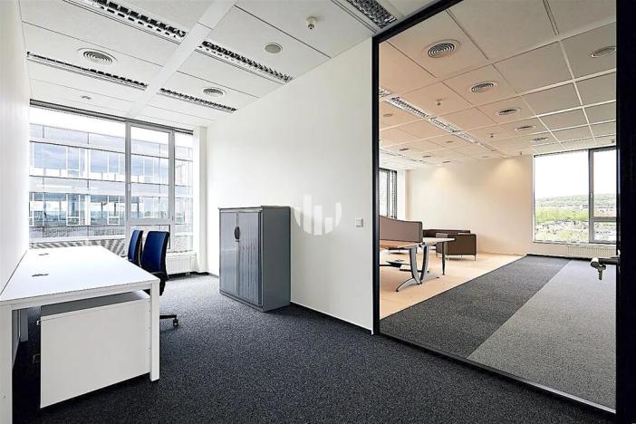Pronájem kanceláře, Praha - Jinonice, Radlická, 2540 m2