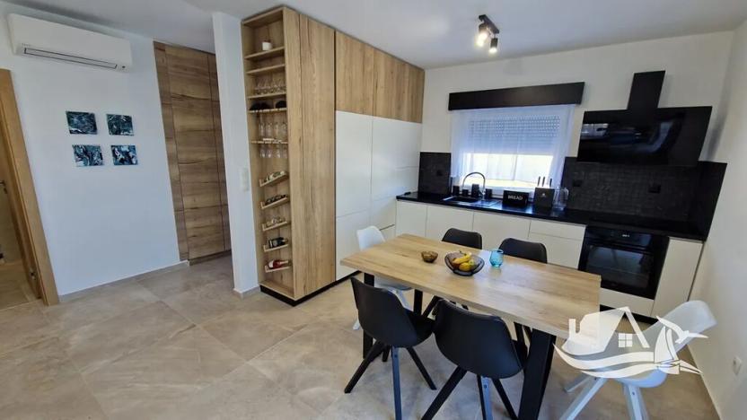 Prodej vily, Privlaka, Chorvatsko, 260 m2