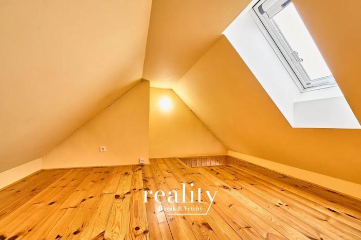 Pronájem bytu 1+kk, Znojmo, Mašovická, 24 m2