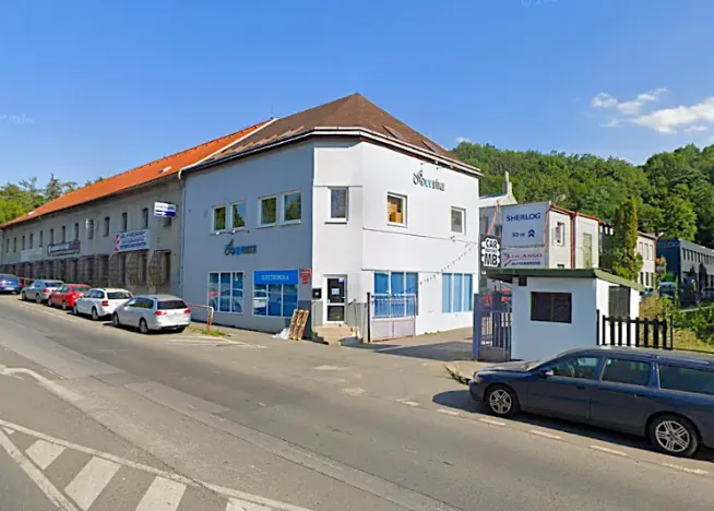 Pronájem obchodního prostoru, Praha - Hrdlořezy, Českobrodská, 300 m2