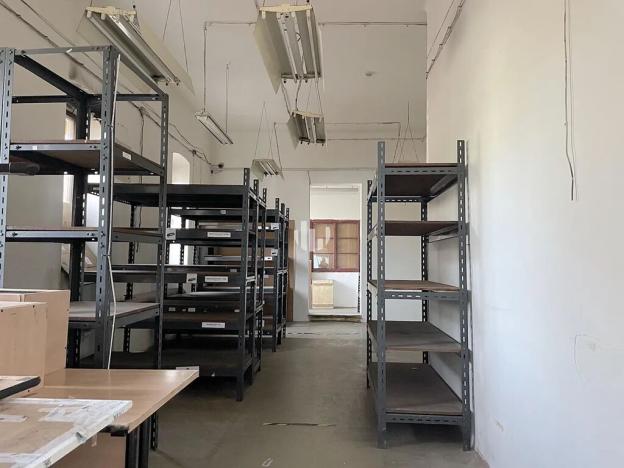 Pronájem kanceláře, Praha - Hrdlořezy, Českobrodská, 300 m2