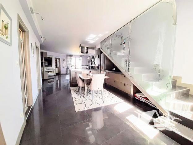 Prodej bytu 5+kk, Nesebar, Bulharsko, 167 m2