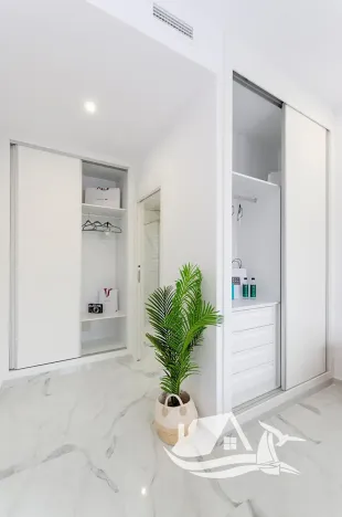 Prodej vily, Torrevieja, Španělsko, 95 m2