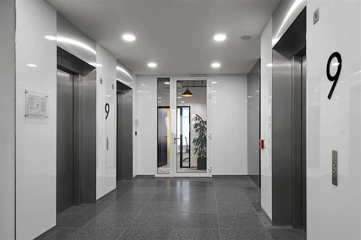 Pronájem kanceláře, Praha - Stodůlky, Bucharova, 578 m2