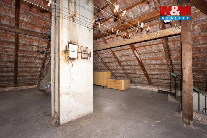 Prodej rodinného domu, Choltice - Ledec, 180 m2