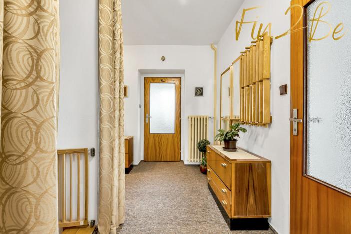 Prodej rodinného domu, Vrhaveč - Neznašovy, 253 m2