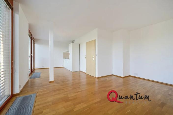 Pronájem bytu 1+kk, Praha - Žižkov, Květinková, 37 m2