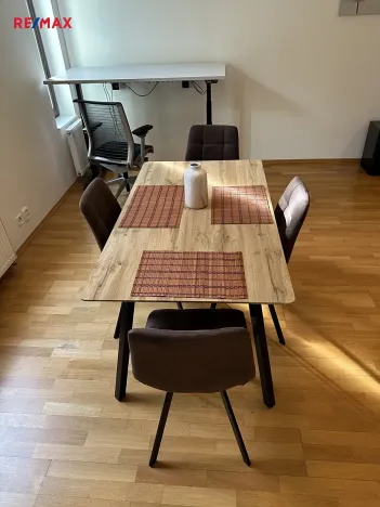 Pronájem bytu 2+kk, Praha - Podolí, V rovinách, 67 m2