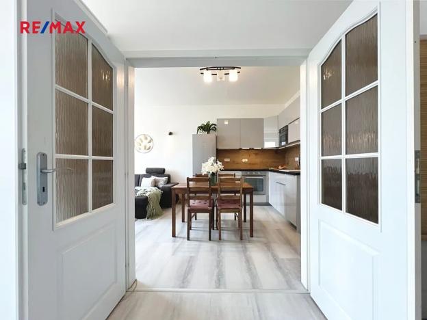 Pronájem bytu 2+kk, Praha - Michle, Nuselská, 49 m2