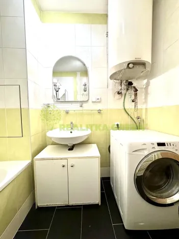 Prodej bytu 3+1, Nový Hrozenkov, 83 m2