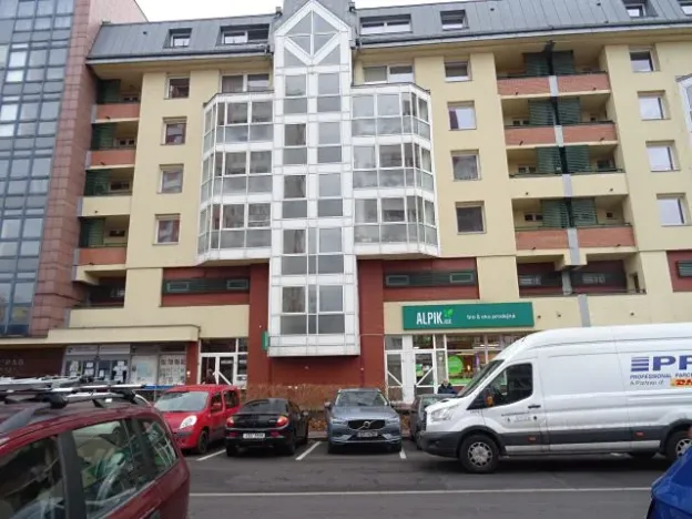 Pronájem garážového stání, Ostrava, Poděbradova, 5 m2