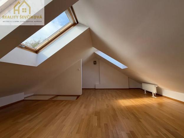 Prodej bytu 2+kk, Náchod, Šafránice, 86 m2