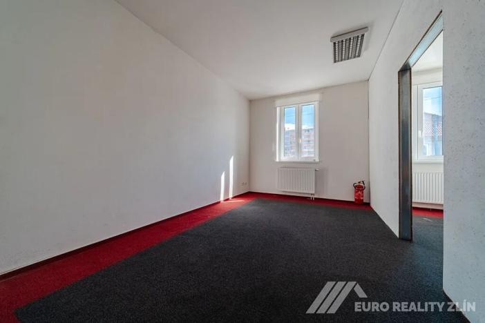 Pronájem kanceláře, Otrokovice, Dr. E. Beneše, 131 m2