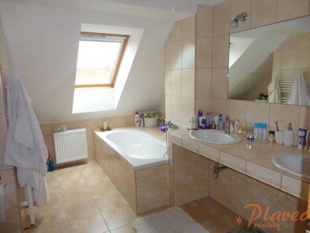 Pronájem bytu 2+kk, Praha - Bubeneč, Národní obrany, 126 m2