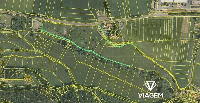 Prodej podílu pole, Hrádek, 668 m2