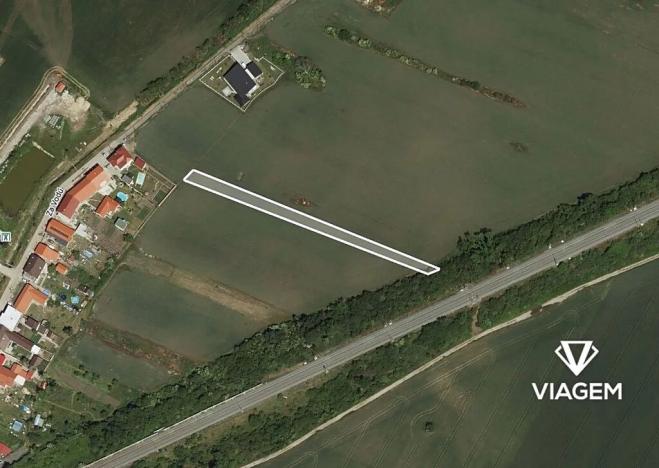 Prodej podílu pole, Hrušky, 187 m2