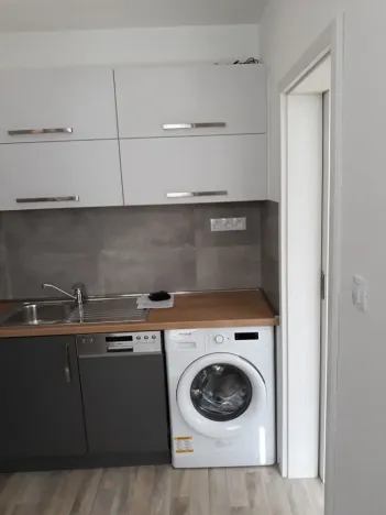 Pronájem bytu 2+1, Hodonín, Šumná, 45 m2
